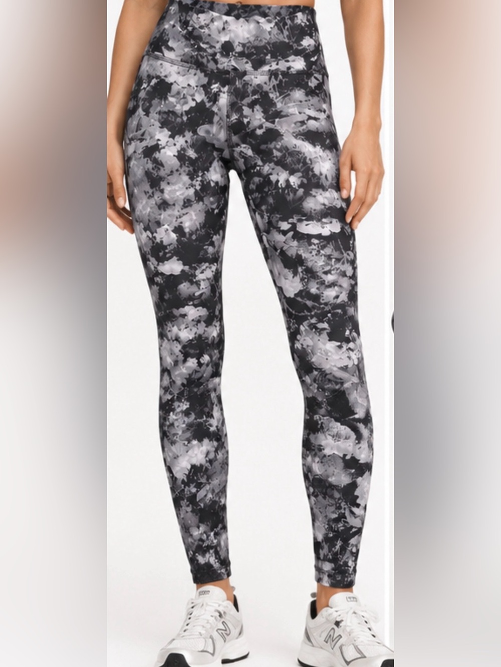 Lululemon Floral Print High Rise Leggings Size 4